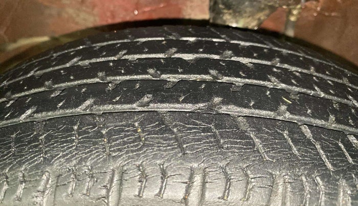 2015 Maruti Alto K10 VXI, Petrol, Manual, 55,761 km, Left Front Tyre Tread