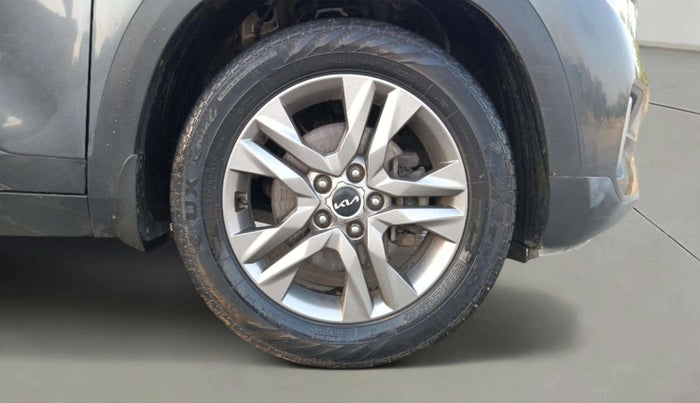 2021 KIA SELTOS HTX IVT 1.5 PETROL, Petrol, Automatic, 51,345 km, Right Front Wheel