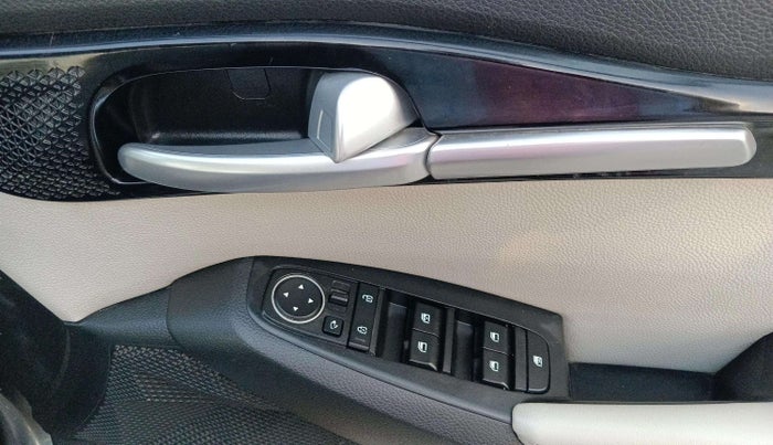 2021 KIA SELTOS HTX IVT 1.5 PETROL, Petrol, Automatic, 51,345 km, Driver Side Door Panels Control