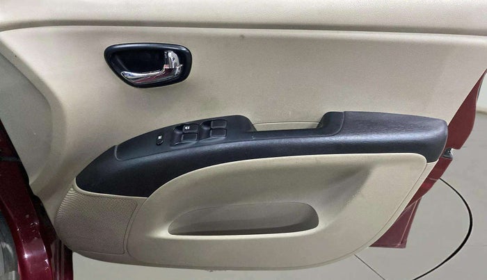 2014 Hyundai i10 SPORTZ 1.1, Petrol, Manual, 65,955 km, Driver Side Door Panels Control