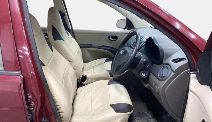 2014 Hyundai i10 SPORTZ 1.1, Petrol, Manual, 65,955 km, Right Side Front Door Cabin