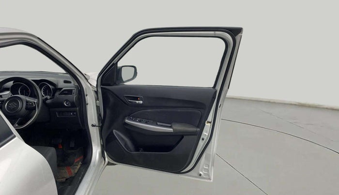 2022 Maruti Swift ZXI PLUS, Petrol, Manual, 60,225 km, RHS Front Door