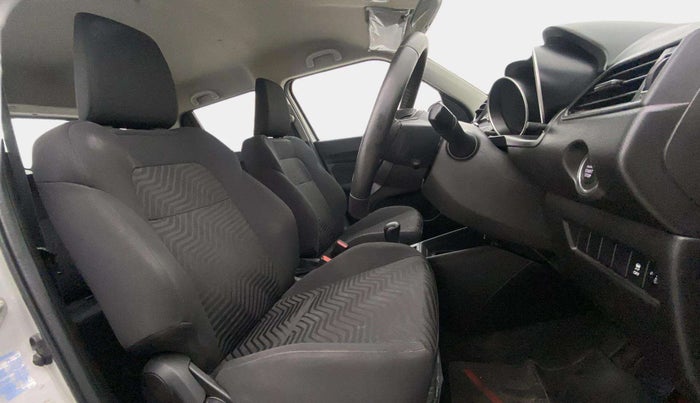 2022 Maruti Swift ZXI PLUS, Petrol, Manual, 60,225 km, Right Side Front Door Cabin