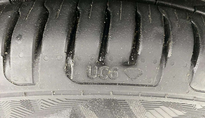 2022 Maruti Swift ZXI PLUS, Petrol, Manual, 60,225 km, Right Front Tyre Tread