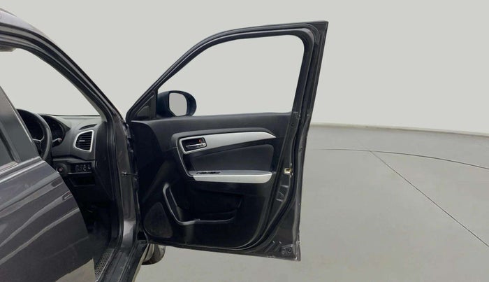 2020 Maruti Vitara Brezza ZXI PLUS, Petrol, Manual, 54,905 km, RHS Front Door