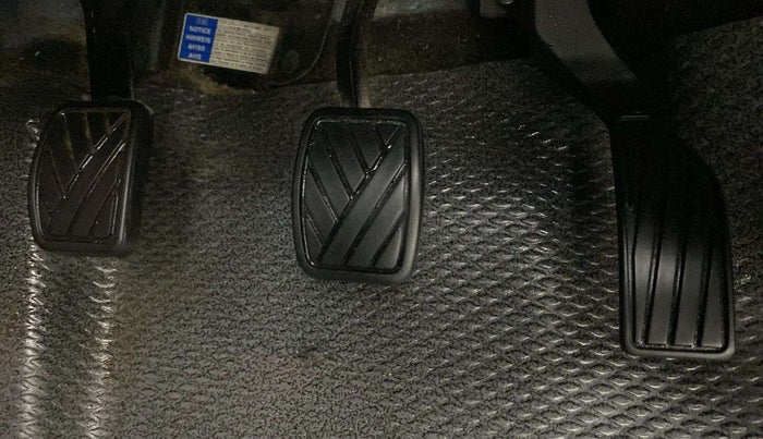 2020 Maruti Vitara Brezza ZXI PLUS, Petrol, Manual, 54,905 km, Pedals