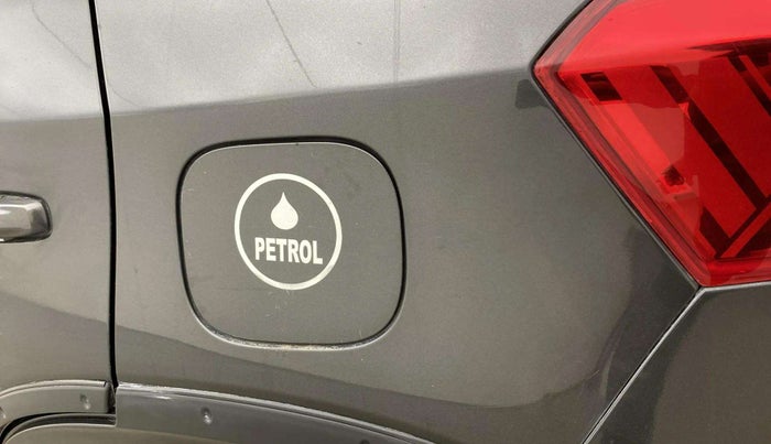2020 Maruti Vitara Brezza ZXI PLUS, Petrol, Manual, 54,905 km, Left quarter panel - Minor scratches