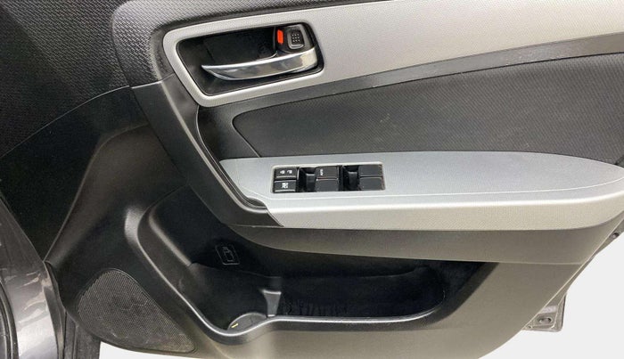 2020 Maruti Vitara Brezza ZXI PLUS, Petrol, Manual, 54,905 km, Driver Side Door Panels Control