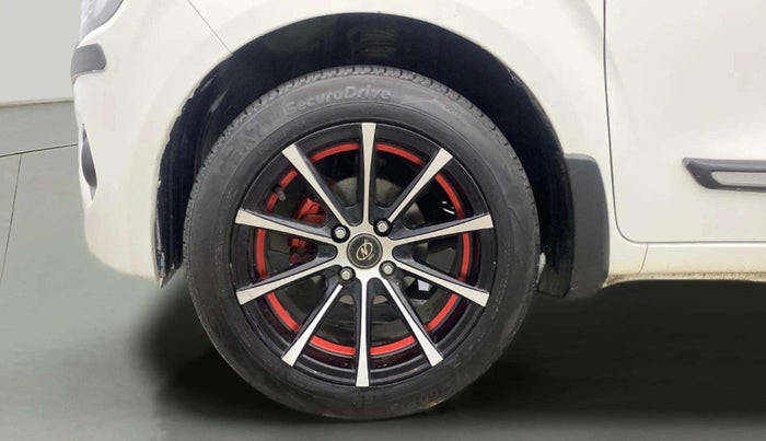 2023 Maruti New Wagon-R LXI CNG 1.0, CNG, Manual, 53,820 km, Left Front Wheel