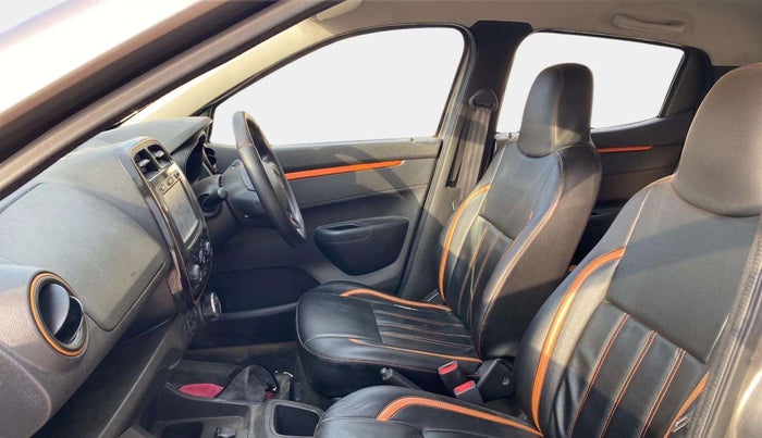 2018 Renault Kwid RXT 1.0 AMT (O), Petrol, Automatic, 29,994 km, Right Side Front Door Cabin