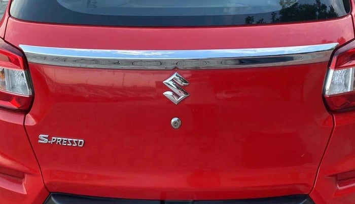 2020 Maruti S PRESSO VXI PLUS AMT, Petrol, Automatic, 35,066 km, Dicky (Boot door) - Minor scratches