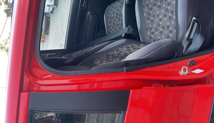 2020 Maruti S PRESSO VXI PLUS AMT, Petrol, Automatic, 35,066 km, Right B pillar - Minor scratches