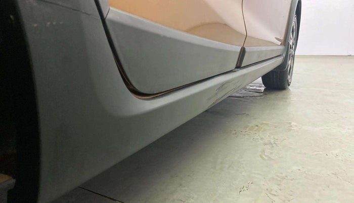 2021 Honda WR-V 1.2L I-VTEC SV MT, Petrol, Manual, 34,337 km, Right running board - Minor scratches