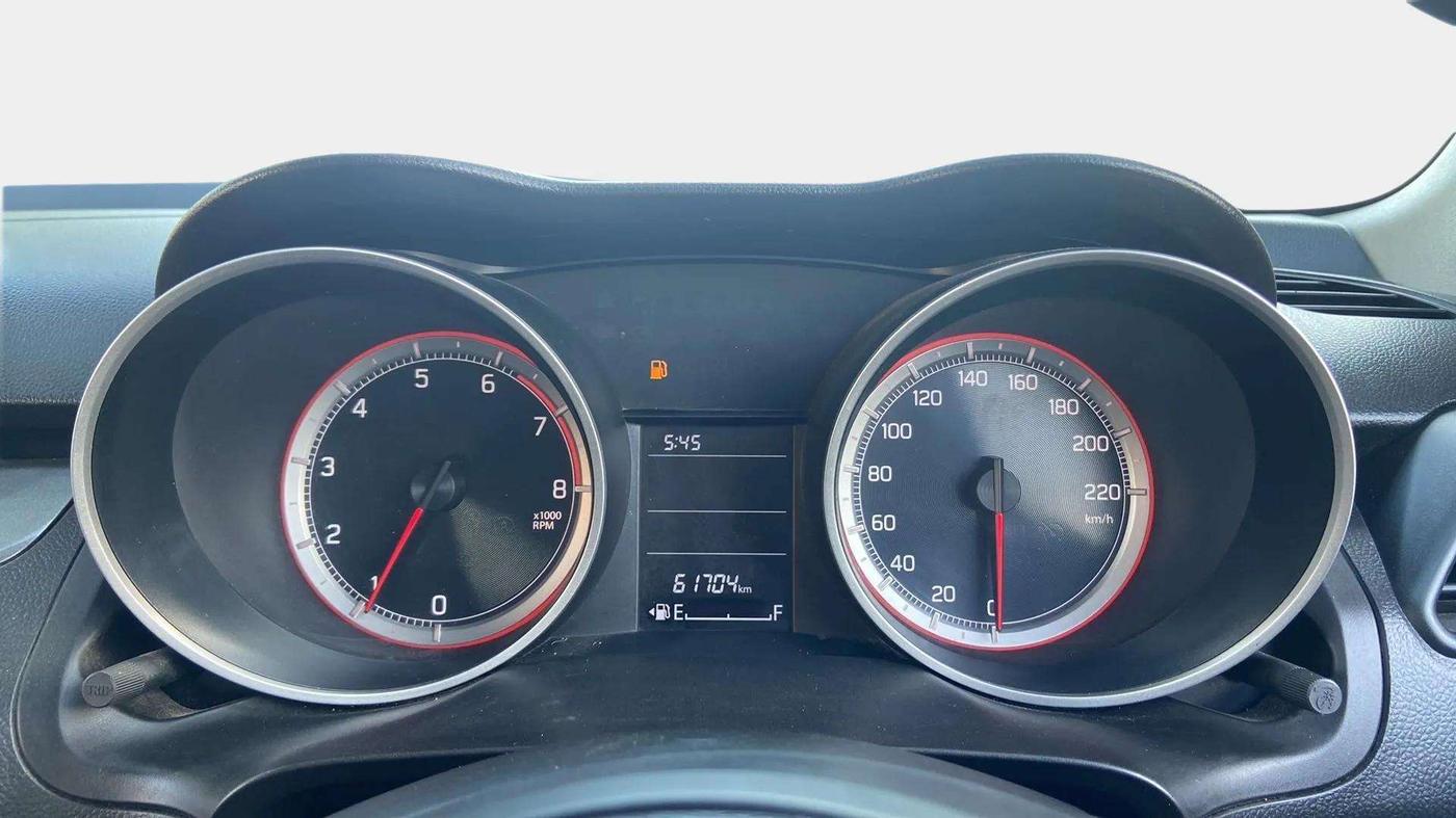 2019 Maruti Swift VXI, Petrol, Manual, 61,694 km, Odometer Image