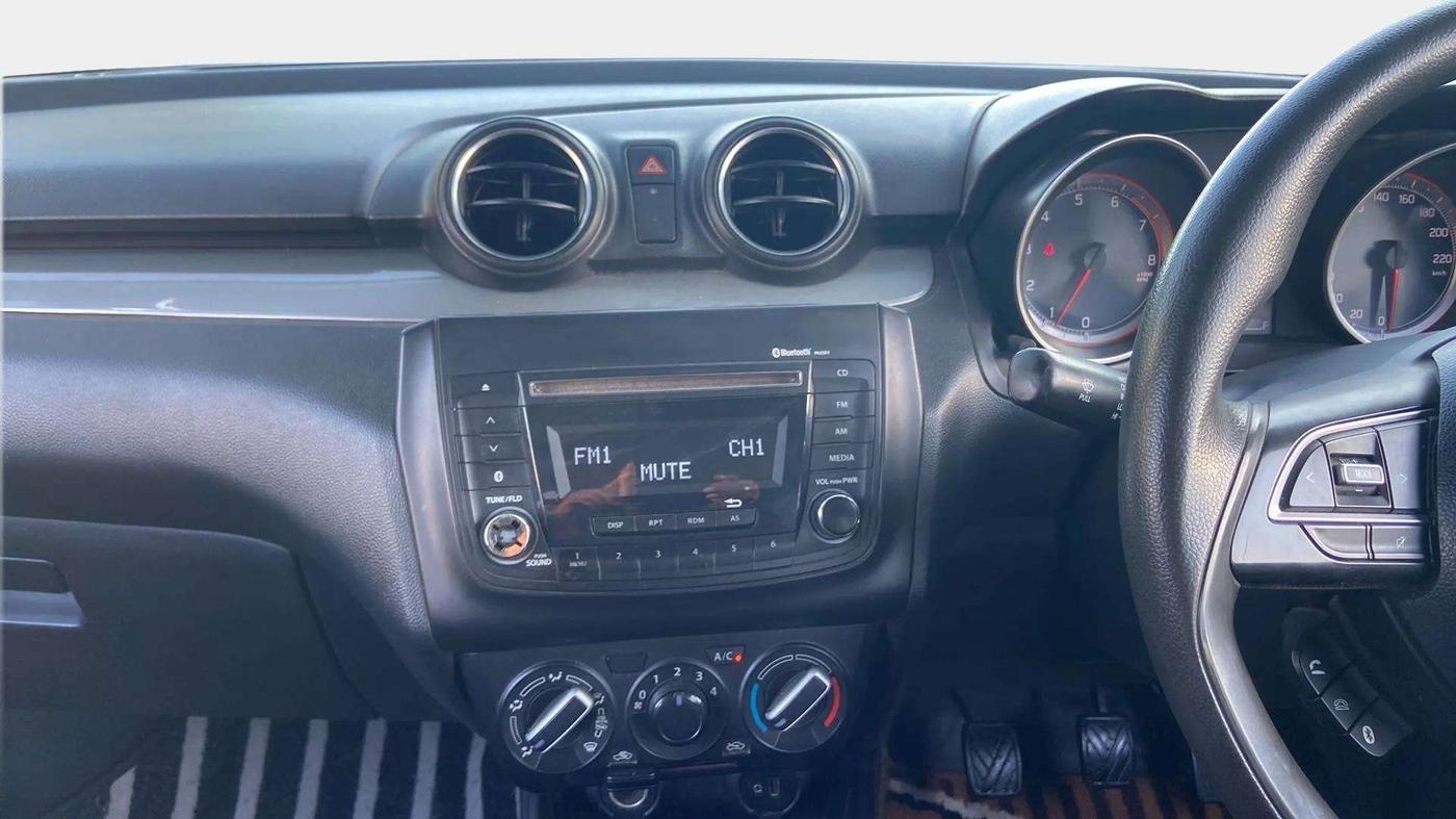 2019 Maruti Swift VXI, Petrol, Manual, 61,694 km, Air Conditioner