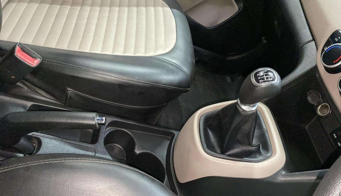 2014 Hyundai Grand i10 SPORTZ 1.2 KAPPA VTVT, Petrol, Manual, 18,883 km, Gear Lever