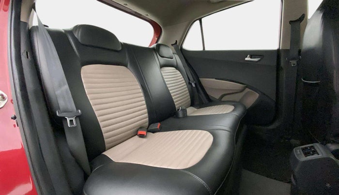 2018 Hyundai Grand i10 SPORTZ AT 1.2 KAPPA VTVT, Petrol, Automatic, 66,464 km, Right Side Rear Door Cabin