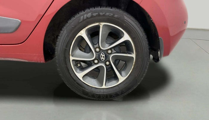 2018 Hyundai Grand i10 SPORTZ AT 1.2 KAPPA VTVT, Petrol, Automatic, 66,464 km, Left Rear Wheel