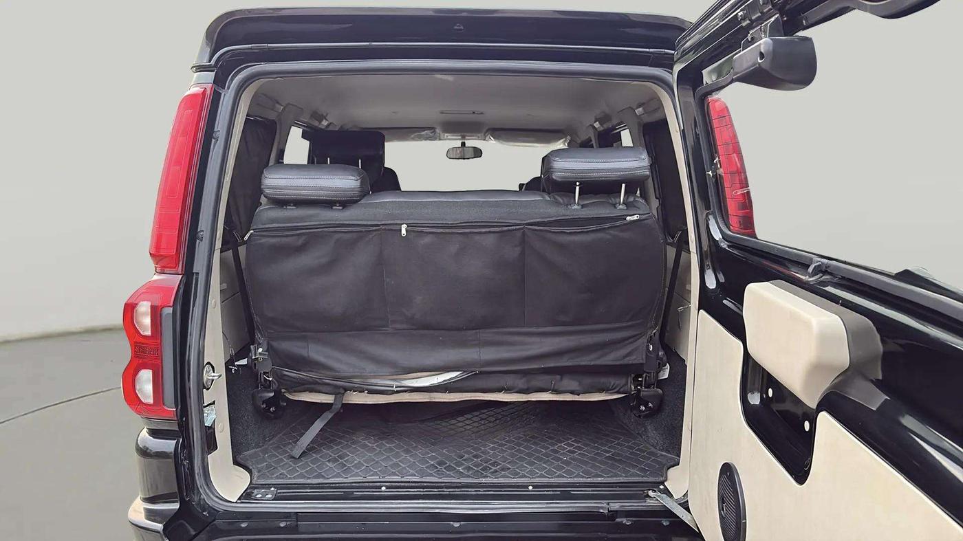 2024 Mahindra SCORPIO CLASSIC S11 MT 7S CC, Diesel, Manual, 30,924 km, Boot Inside