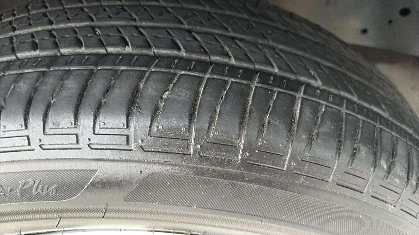 2024 Mahindra SCORPIO CLASSIC S11 MT 7S CC, Diesel, Manual, 30,924 km, Left Rear Tyre Tread