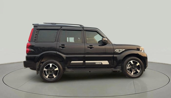 2024 Mahindra SCORPIO CLASSIC S11 MT 7S CC, Diesel, Manual, 30,924 km, Right Side View