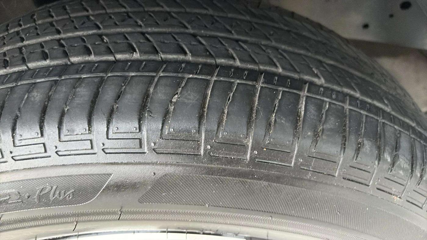 2024 Mahindra SCORPIO CLASSIC S11 MT 7S CC, Diesel, Manual, 30,924 km, Right Rear Tyre Tread