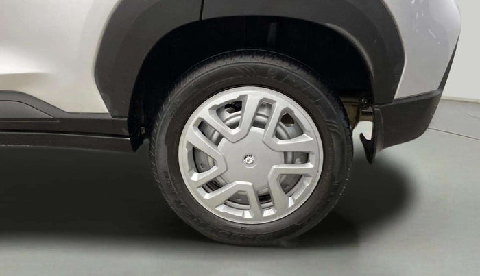 2022 Nissan MAGNITE XE, Petrol, Manual, 32,234 km, Left Rear Wheel