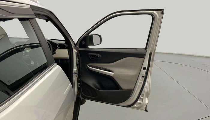 2022 Nissan MAGNITE XE, Petrol, Manual, 32,234 km, RHS Front Door