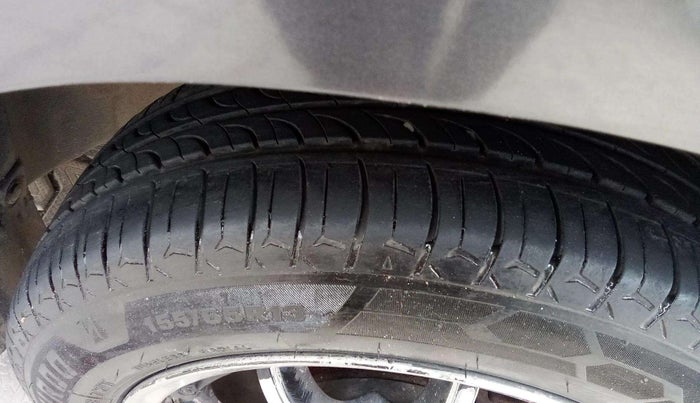 2017 Maruti Alto 800 VXI, Petrol, Manual, 87,481 km, Right Front Tyre Tread
