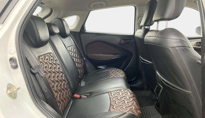 2023 Maruti FRONX DELTA CNG 1.2 MT, CNG, Manual, 27,520 km, Right Side Rear Door Cabin