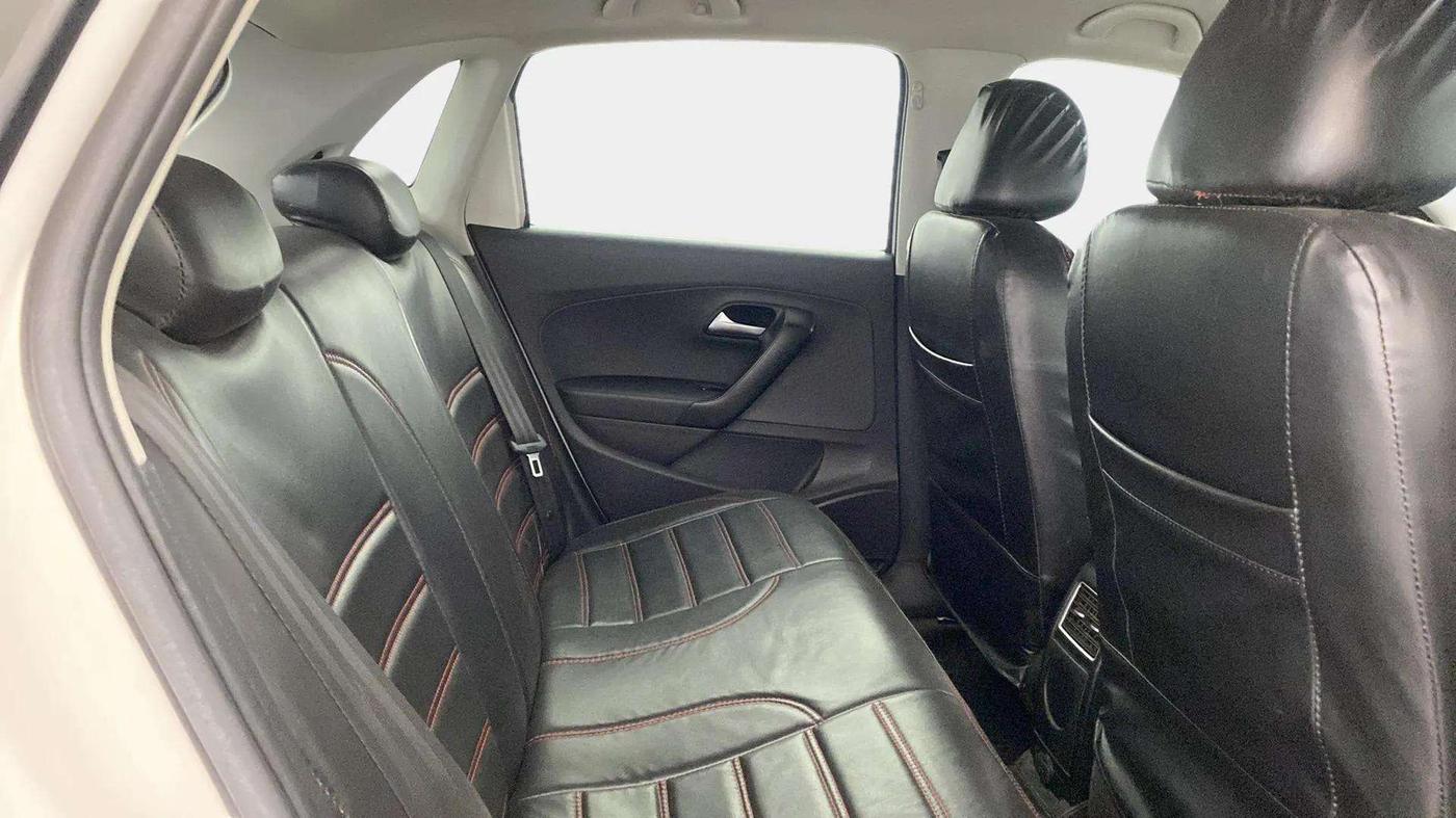 2021 Volkswagen Polo HIGHLINE PLUS 1.0L TSI AT, Petrol, Automatic, 28,527 km, Right Side Rear Door Cabin