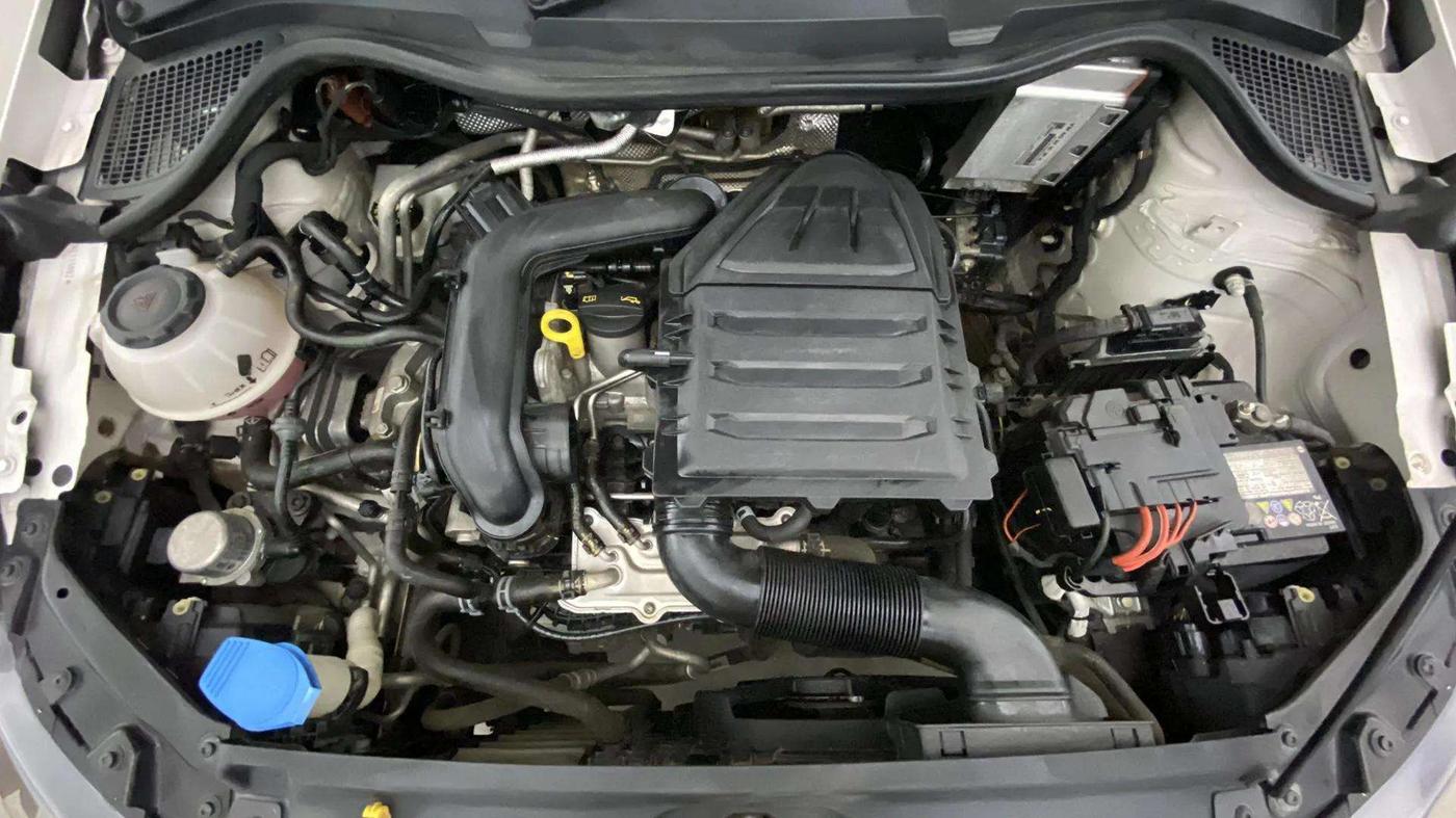2021 Volkswagen Polo HIGHLINE PLUS 1.0L TSI AT, Petrol, Automatic, 28,527 km, Engine View