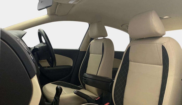 2020 Skoda Rapid 1.0 AMBITION TSI MT, Petrol, Manual, 87,377 km, Right Side Front Door Cabin