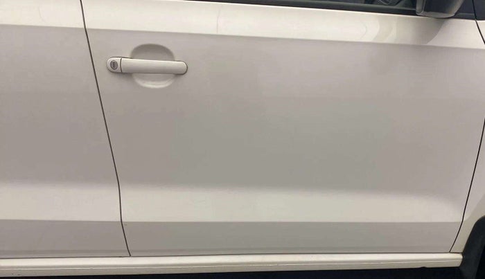 2020 Skoda Rapid 1.0 AMBITION TSI MT, Petrol, Manual, 87,377 km, Driver-side door - Minor scratches