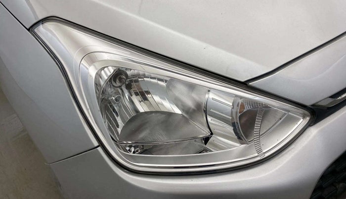 2017 Hyundai Grand i10 SPORTZ 1.2 KAPPA VTVT, Petrol, Manual, 27,917 km, Right headlight - Minor scratches