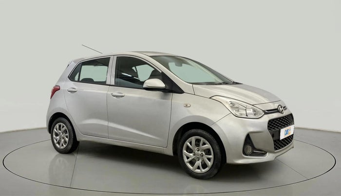 2017 Hyundai Grand i10 SPORTZ 1.2 KAPPA VTVT, Petrol, Manual, 27,917 km, Right Front Diagonal