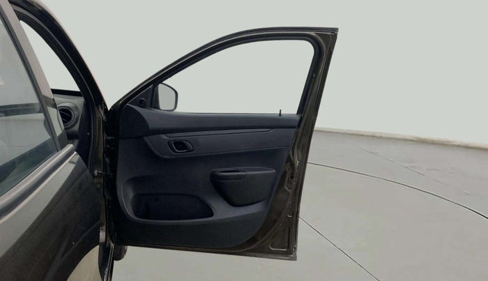 2020 Renault Kwid RXL 1.0, Petrol, Manual, 28,469 km, RHS Front Door