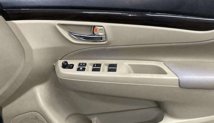 2017 Maruti Ciaz ALPHA DIESEL 1.3, Diesel, Manual, 51,052 km, Driver Side Door Panels Control