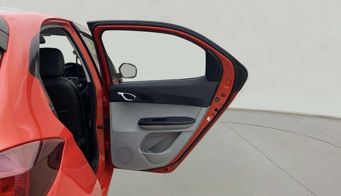 2020 Tata Tiago XZA PLUS DUAL TONE PETROL, Petrol, Automatic, 35,037 km, RHS Rear Door