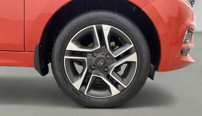 2020 Tata Tiago XZA PLUS DUAL TONE PETROL, Petrol, Automatic, 35,037 km, Right Front Wheel