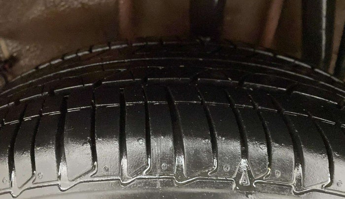 2020 Tata Tiago XZA PLUS DUAL TONE PETROL, Petrol, Automatic, 35,037 km, Left Rear Tyre Tread
