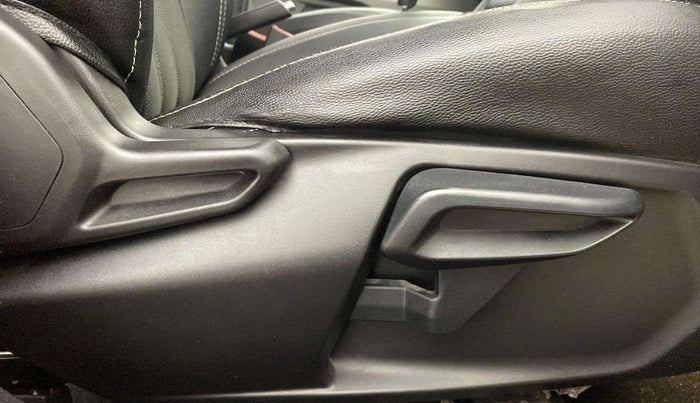 2020 Tata Tiago XZA PLUS DUAL TONE PETROL, Petrol, Automatic, 35,037 km, Driver Side Adjustment Panel