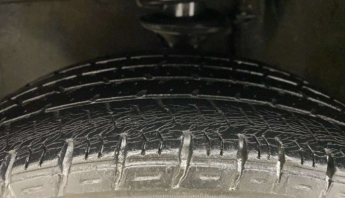 2017 Maruti Alto K10 VXI (O) AMT, Petrol, Automatic, 16,918 km, Left Front Tyre Tread