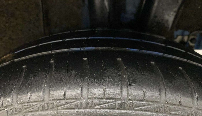 2018 Hyundai Grand i10 SPORTZ AT 1.2 KAPPA VTVT, Petrol, Automatic, 38,271 km, Left Rear Tyre Tread