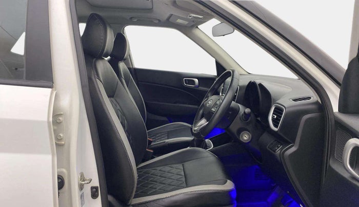 2019 Hyundai VENUE SX 1.0 TURBO, Petrol, Manual, 55,759 km, Right Side Front Door Cabin