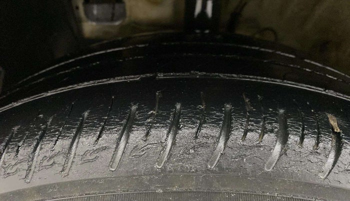 2019 Hyundai VENUE SX 1.0 TURBO, Petrol, Manual, 55,759 km, Left Front Tyre Tread