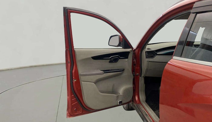 2016 Mahindra Kuv100 K8 6 STR, Petrol, Manual, 38,948 km, LHS Front Door