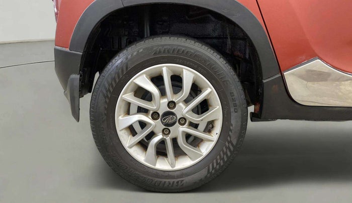 2016 Mahindra Kuv100 K8 6 STR, Petrol, Manual, 38,948 km, Right Rear Wheel