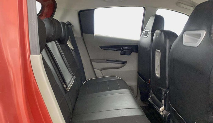 2016 Mahindra Kuv100 K8 6 STR, Petrol, Manual, 38,948 km, Right Side Rear Door Cabin
