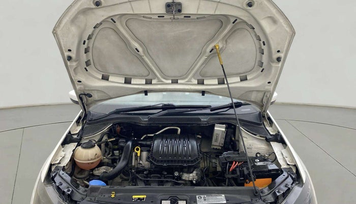 2019 Volkswagen Polo COMFORTLINE 1.0L TSI, Petrol, Manual, 46,497 km, Open Bonet